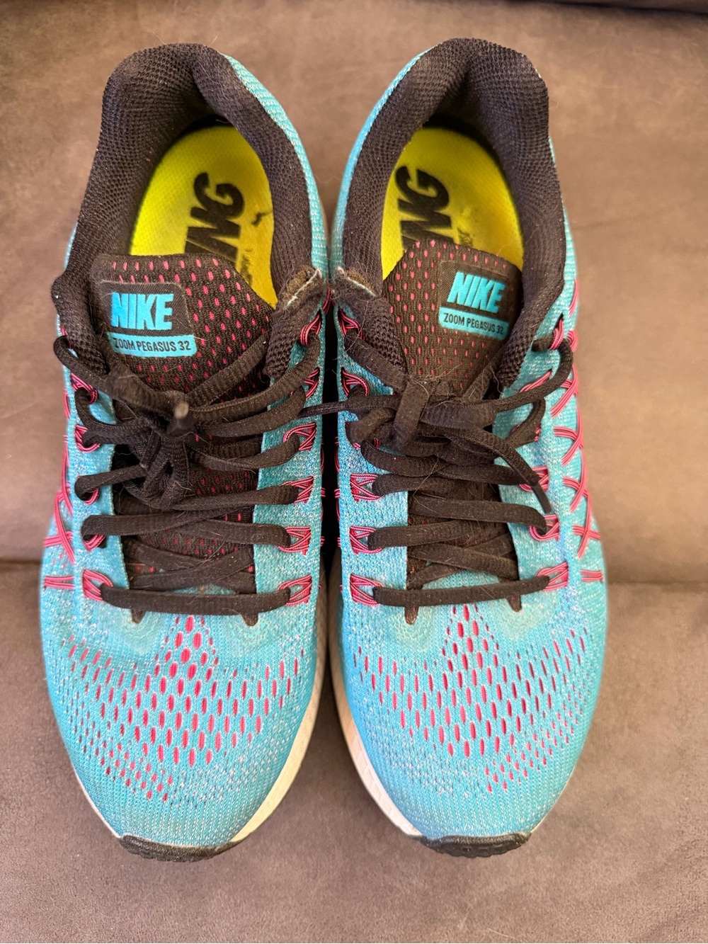 Nike Air Zoom Pegasus 32 Women's Blue & Pink Shoes